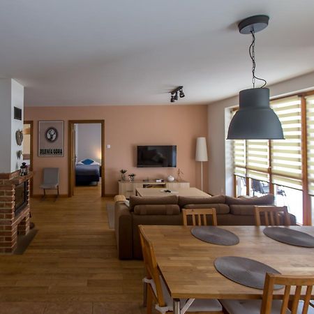 "Rodzinny Apartament Pod Sniezka 2" Na Osiedlu "Apartamenty Pod Sniezka" カルパッチ エクステリア 写真