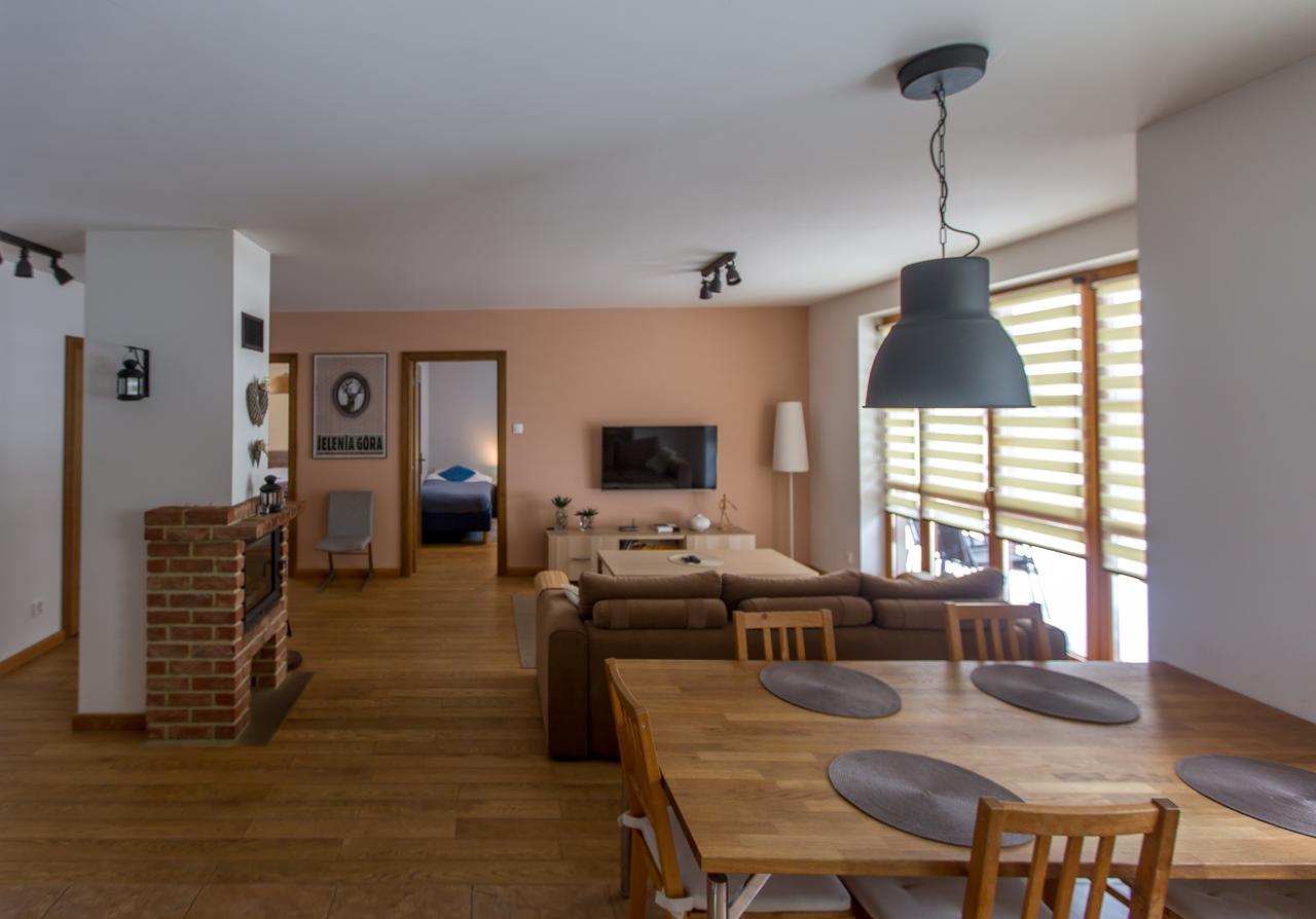 "Rodzinny Apartament Pod Sniezka 2" Na Osiedlu "Apartamenty Pod Sniezka" カルパッチ エクステリア 写真
